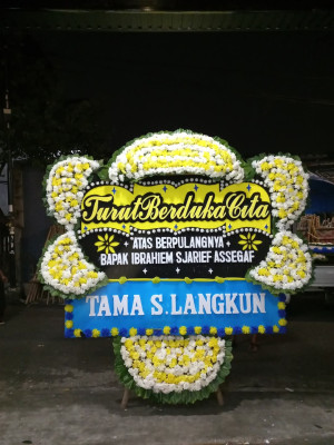 Papan Bunga Duka di Kaur Tengah